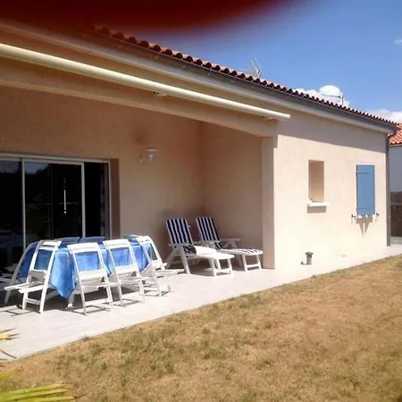 Дом отдыха Maison Saint-georges-de-didonne, 3 Pieces, 6 Personnes - Fr-1-305-773 *